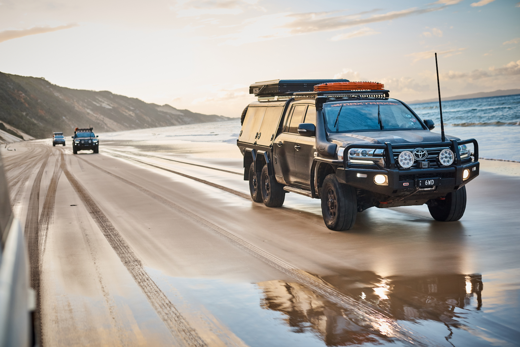 Exploring Fraser Island With The MAXTRAX Land Cruisers